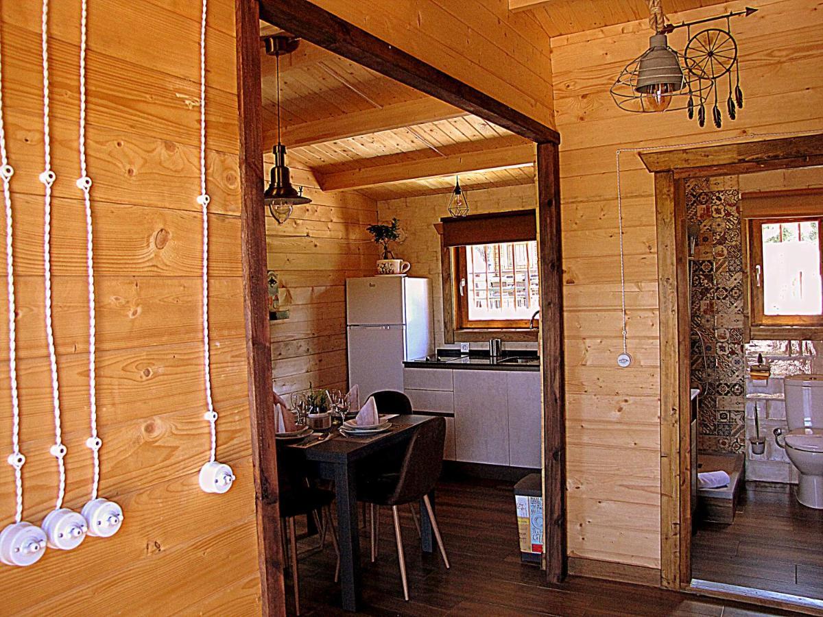 Chalet Del Incluye Acceso Piscina 2 Columnas *